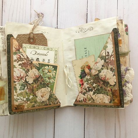 Journal Pockets, Handmade Journals Diy, Diy Journal Books, Fabric Journals, Vintage Junk, Vintage Junk Journal, Creative Journal, Vintage Journal, Diy Journal