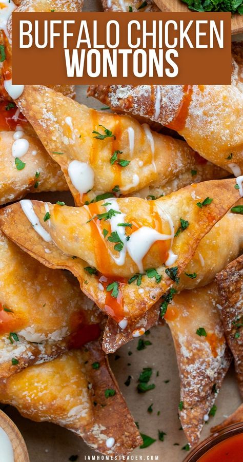 Overhead image of triangular shaped fried wontons drizzled with buffalo sauce and ranch dressing and garnished with chopped parsley. How To Cook Wonton Wrappers, Buffalo Chicken Poppers, Stuffed Wontons Appetizers, Wanton Wrapper Recipes Appetizers, Air Fryer Party Food, Food For Events, Air Fryer Lunch, Best Party Foods, Different Dinner Ideas