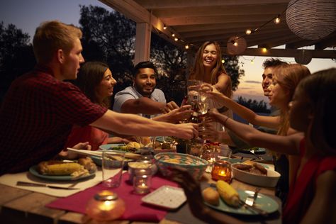 Diner Party, Led String Lights Outdoor, Time With Friends, Dinner Party Menu, Time With Family, Private Chef, Happy Friends, Party Menu, Dinner With Friends