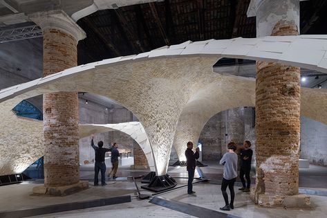 presented by ETH zurich at the 2016 venice architecture biennale, ‘beyond bending’ is an installation conceived by block research group ♥✫✫❤️ *•. ❁.•*❥●♆● ❁ ڿڰۣ❁ La-la-la Bonne vie ♡❃∘✤ ॐ♥⭐▾๑ ♡༺✿ ♡·✳︎·❀‿ ❀♥❃ ~*~ FR May 27, 2016 ✨вℓυє мσση ✤ॐ ✧⚜✧ ❦♥⭐♢∘❃♦♡❊ ~*~ Have a Nice Day ❊ღ༺ ✿♡♥♫~*~ ♪ ♥❁●♆●✫✫ ஜℓvஜ Ikea Canopy, Eth Zurich, Backyard Canopy, Wedding Canopy, Garden Canopy, Digital Fabrication, Canopy Design, Brick Patios, Venice Biennale