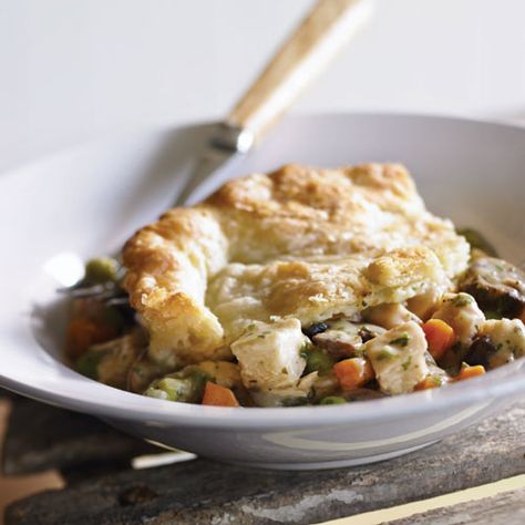 Check out Herbed Chicken Pot Pie recipe and more from Sur La Table! Ina Garten Chicken, Homemade Chicken Pot Pie, Chicken Pot Pie Recipe, Lean Chicken, Pot Pie Recipe, Herb Chicken, Pot Pies Recipes, Chicken Pot Pie Recipes, Delicious Pies