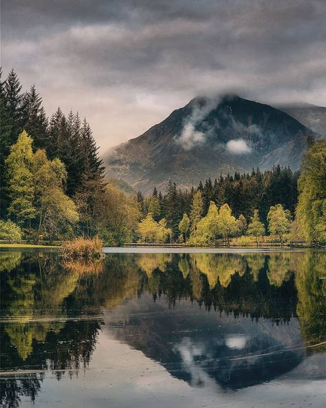 ®️ Presents  Photographer Glencoe Scotland, Scotland Landscape, Scotland Highlands, Scottish Landscape, Photography Wallpaper, Scottish Highlands, Great Pictures, Stunning View, Europe Travel