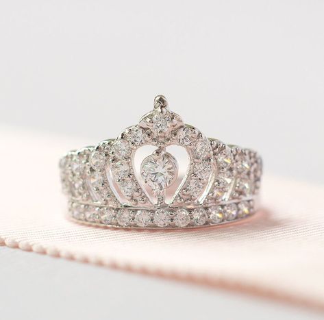 Rose Gold Crown Ring, Princess Tiara Ring, Princess Crown Ring, Stylish Engagement Rings, Crown Engagement Ring, Crown Ring Princess, Rose Gold Tiara, Silver Crown Ring, Tiara Ring