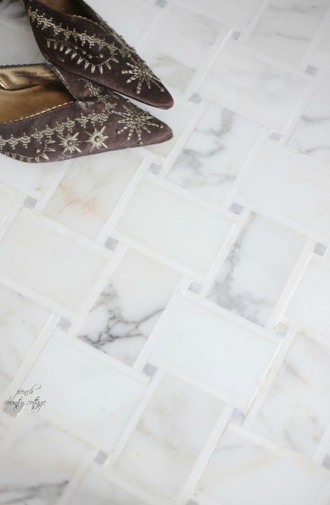 Mosaic Floor Bathroom, Mosaic Tile Floor Bathroom, Marble Mosaic Bathroom, French Flooring, French Country Tile, Mosaic Bathroom Floor, Marble Mosaic Floor, Marble Bathroom Floor, Basket Weave Tile