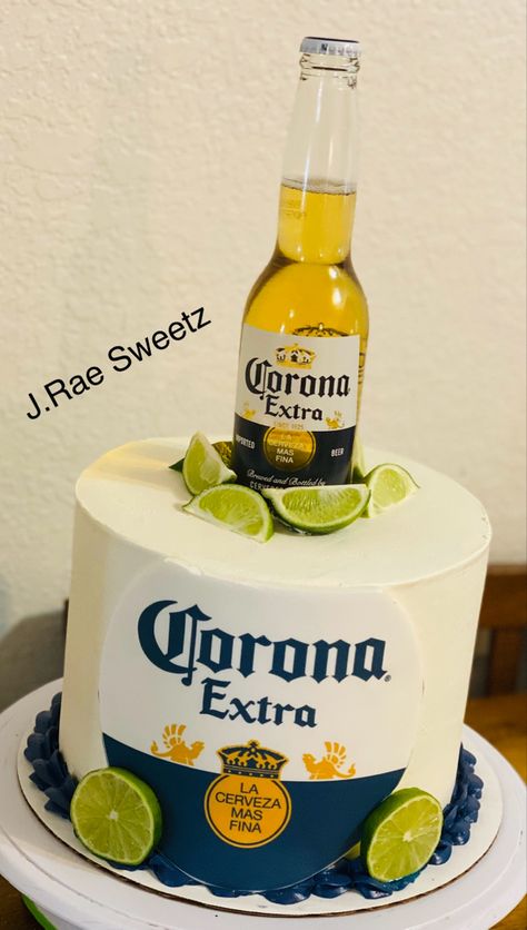 Beer Decorated Cake, Heineken Cake, Beer Cakes, New Birthday Cake, Queen Cakes, Beer Cake, Cakes For Women, Honest Tea, Tea Bottle