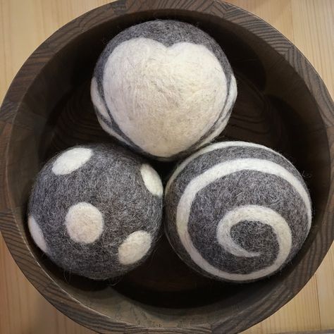 Gray and White Scandinavian look Wool Dryer Balls!! by SpruceStreetSampler on Etsy Felted Dryer Balls, Ladybug Felt, Felt Wool Ball, Scandinavian Look, Laundry Balls, Dryer Balls, Wool Dryer Balls, Wool Projects, Wool Balls