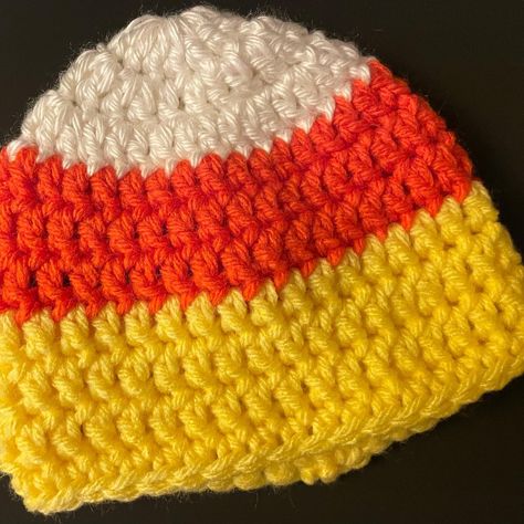 Candy Corn Hat, Crochet Christmas Hats, Preemie Hats, Crocheted Things, Baby Candy, Crochet Baby Hat Patterns, Newborn Hats, Christmas Hats, Newborn Baby Hats