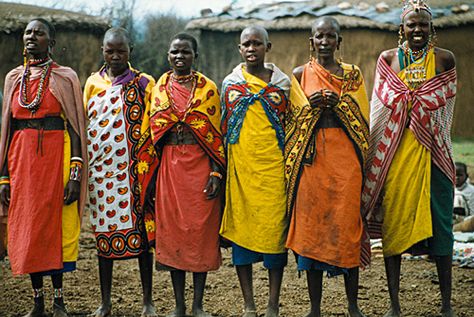 mujeres, Tribu Masai Herero Tribe, Masai Tribe, Architecture Art Design, African People, Fashion Project, Africa Fashion, Candid Photography, West Indies, African Inspired