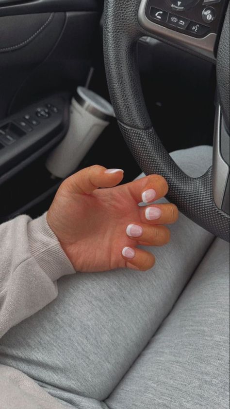 French Tip Circle Nails, Regular White French Tip Nails, Short Dip French Tip Nails, French Short Round Nails, Dip Nail Ideas Round, Short Rounded Square French Tip Nails, Nail Designs Acrylic French Tips, Short French Round, Nails With Short Nail Beds