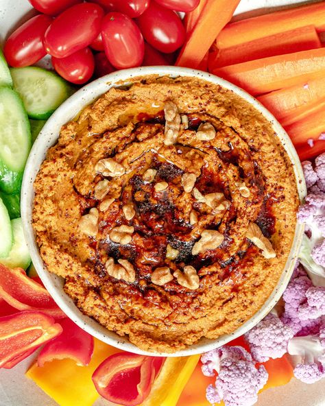 Roasted Cauliflower Hummus, Heb Recipes, Muhammara Recipe, Vegan Dip Recipes, Potato Hummus, Cauliflower Hummus, Sweet Potato Hummus, Vegan Dip, Hummus Recipe