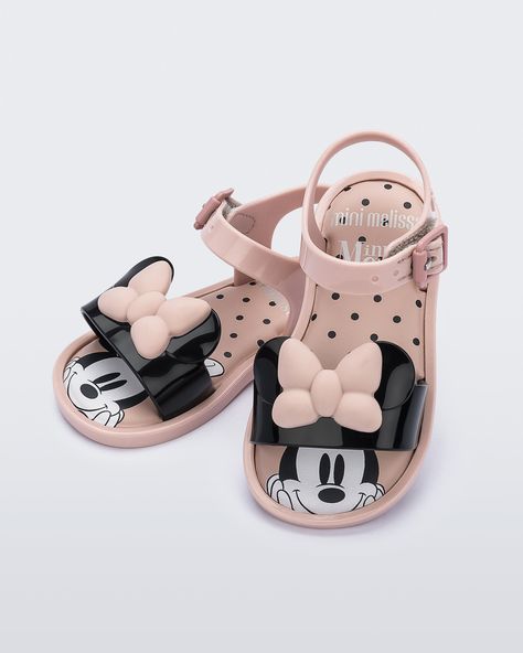 Melissa Jelly Shoes, Melissa Shoes, Mini Melissa, Jelly Shoes, Children Shoes, Jelly Sandals, Girls Sandals, Stylish Kids, Mickey And Friends