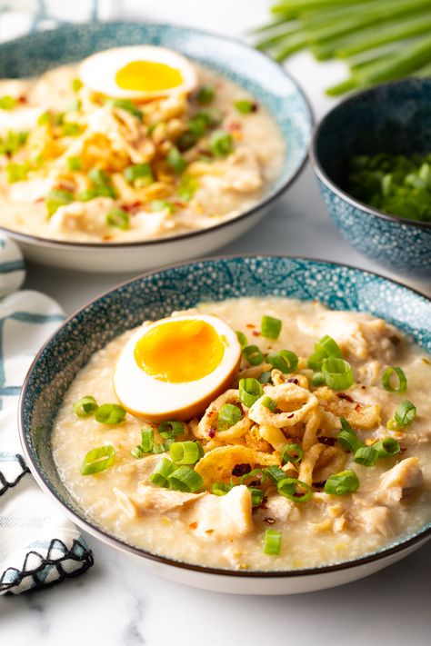 Instant Pot Chicken Congee (Chinese Jook Recipe) - Hearty and flavorful rice porridge is easy to make in a pressure cooker, and delicious to enjoy hot for breakfast or dinner! Pressure Cooker Congee, Instant Pot Chicken Congee, Chicken Congee Instant Pot, Jook Recipe, Instant Pot Congee, Chicken Rice Porridge, Chicken Congee, Chicken Porridge, Flavorful Rice