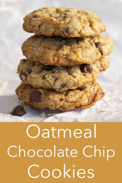 These delicious oatmeal chocolate chip cookies have JUST the right combination of crisp on the outside, chewy on the inside amazingness and of course big notes of chocolate butter and just the right hit of salt. Paleo Cakes, Chewy Oatmeal Chocolate Chip Cookies, Oatmeal Chocolate Chip Cookie Recipe, Delicious Oatmeal, Cookies Chewy, Preppy Kitchen, Recipes Paleo, Oatmeal Chocolate Chip, Cookie Snack