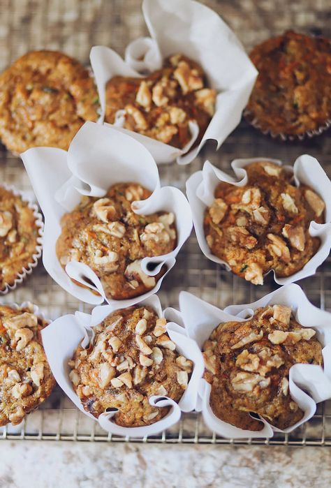 Banana Carrot Zucchini Muffins, Lemon Poppy Muffins, Banana Carrot Bread, Banana Yogurt Muffins, Best Muffin Recipe, Carrot Zucchini Muffins, Pineapple Muffins, Banana Carrot Muffins, Banana Zucchini Muffins