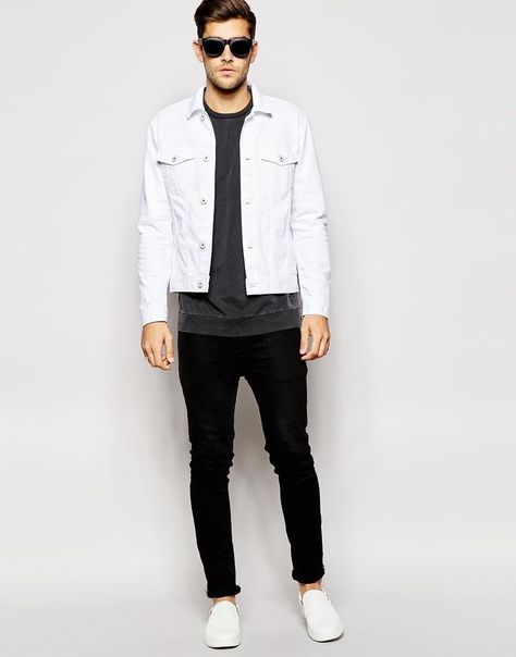 White Denim Jacket Mens, Denim Jacket Men Style, White Denim Jacket Outfit, Lee Denim Jacket, Preppy Mode, Jeans Outfit Men, White Jeans Men, Preppy Mens Fashion, White Jeans Outfit