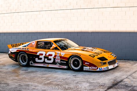 Camaro Race Car, Iroc Camaro, Road Race Car, Car Livery, Camaro Iroc, Nascar Cars, Nascar Race Cars, Racing Car Design, Vintage Race Car