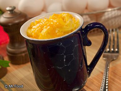 Coffee Cup Scramble | mrfood.com Breakfast In A Mug, Breakfast Eggs, Mug Recipes, Microwave Cooking, Meals In A Jar, Microwave Recipes, Best Breakfast Recipes, Breakfast Time, Breakfast Dishes