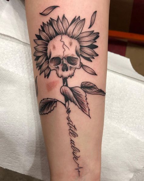 Skull Sunflower Tattoo | Tattoo Ideas and Inspiration | Ricky Ruben Salas Skull Meaning, Sleeve Tattoo Ideas For Women, Pretty Skull Tattoos, Sunflower Tattoo Meaning, Skull Tattoo Flowers, Skull Sunflower, Sunflower Tattoo Shoulder, Sleeve Tattoo Ideas, Mommy Tattoos