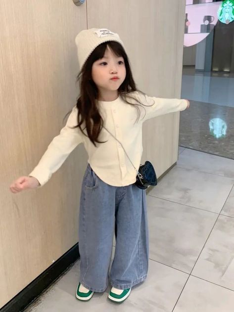 Outfits For 6 Year Girl, Korean Kids Girl, Korean Kids Fashion, The Nanny, Korean Babies, Kids Ootd, Asian Babies, Toddler Girl Style