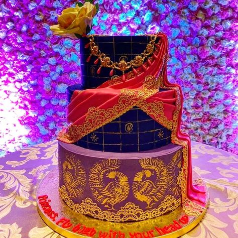 A beautiful saree cake resembling the lil girl's saree for her half saree function. Saree Cake, Saree Function, Bridal Cake, Half Saree Function, Stage Decoration, Indian Wedding Cakes, Stage Decorations, Cookie Cake, Half Saree