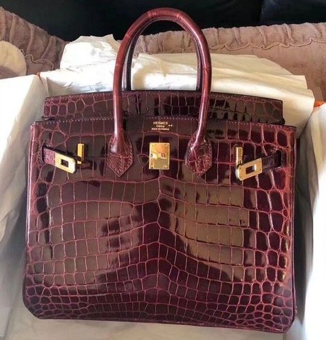 Luxury Bags Collection, Girly Bags, Beautiful Handbags, Fancy Bags, The Perfect Guy, Bags Aesthetic, Pretty Bags, Mode Inspo, Hermes Bags