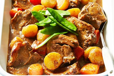 Lamb chop casserole Slow Cooker Lamb Chops, Lamb Chop Casserole, Healthy Rhubarb Recipes, Cook Lamb, Lamb Casserole, Lamb Stew Recipes, Vegetable Casserole Recipes, Slow Cooker Lamb, Slow Cooker Casserole