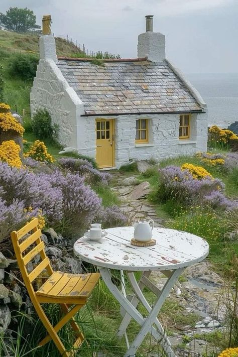 Irish Cottage Kitchen, Irish Cottage Exterior, Irish Homes Interior, Irish Cottages, French Holiday, Cottage Vibes, Enchanted Gardens, Background Reference, Arch Ideas