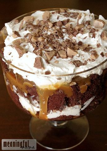 Better Than Anything Chocolate Trifle - Easy and Delicious Chocolate Dessert Recipe Trifle Dish Decor, Heath Trifle Desserts, Gluten Free Chocolate Trifle, Chocolate Caramel Trifle, Skor Trifle Recipe, Hot Chocolate Trifle, Chocolate Orange Trifle, Truffle Desserts Layered Easy, Chocolate Trifle Desserts Easy