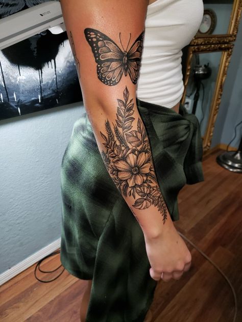 A pinterest inspired tattoo. Girl Half Sleeve Tattoos, Butterfly Sleeve Tattoo, Forearm Tattoos For Women, Griffin Tattoo, Tato Lengan Bawah, Forearm Tattoo Ideas, Half Sleeve Tattoos Forearm, Pisces Tattoo, See Tattoo