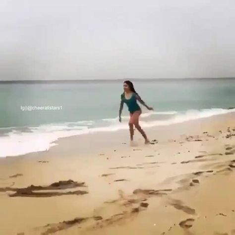 Well executed - 9GAG Beste Gif, Front Flip, Joke Of The Day, Slow Motion, Best Funny Pictures, Funny People, Bones Funny, Meme Pictures, New Memes