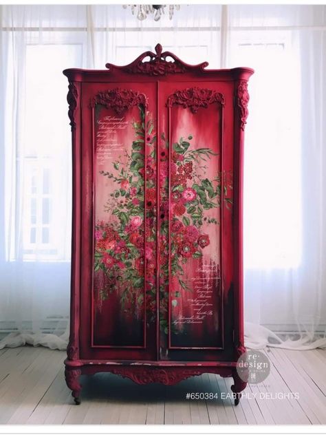 French Painted Furniture, Types Of Paint, Vintage Furniture Makeover, Armoire Makeover, Furniture Transfers, Different Types Of Painting, Decor Transfers, Cabinets Doors, Decoupage Papers