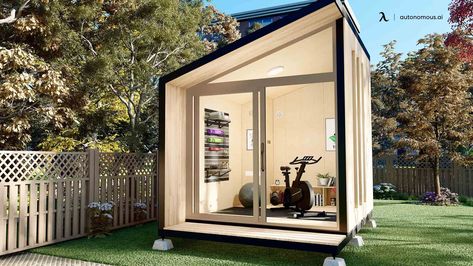 Building a garden gym shed makes the equipment available; it's available anytime you want to work up a sweat. Here are some garden gym shed ideas you will like. Backyard Shed Gym Ideas, Garden Gym Shed, Diy Gym Shed, Garden Shed Gym, Shed Gym Backyard, Outside Gym Ideas Backyards, Workout Shed Backyard, Gym Shed Backyard, Garden Gym Outdoor