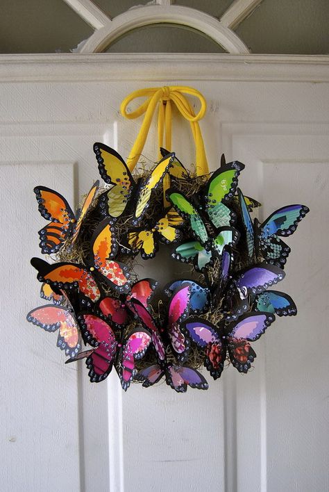 30+ Creative DIY Wreath Ideas and Tutorials - Noted List Butterfly Craft Ideas, Craft Ideas For Adults, Couronne Diy, Butterfly Wreath, Butterfly Craft, Memorial Ideas, Butterflies Wreath, Rainbow Crafts, Spring Wreaths