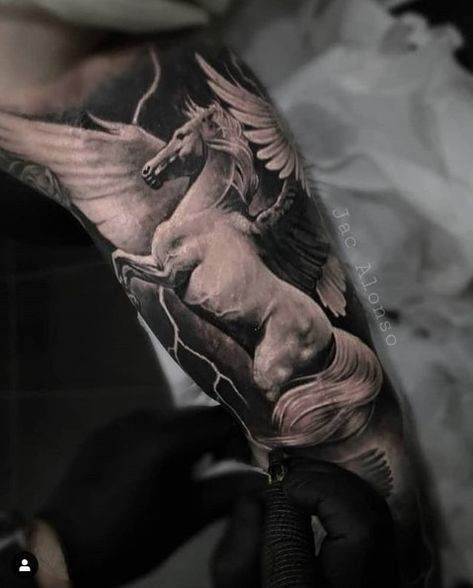 Pegasus Tattoo, Arm Tattoos Drawing, Horse Tattoo Design, Baby Tattoo Designs, Zeus Tattoo, Animal Sleeve Tattoo, Quarter Sleeve Tattoos, Shoulder Blade Tattoo, Full Leg Tattoos