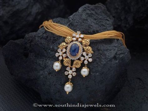 Gold Necklace with Sapphire Pendant Designs,  Gold Sapphire Necklace Designs. Diamond Locket, Gold Pendant Jewelry, Jewelry Lockets, Wedding Jewellery Collection, Gold Designs, Gold Jewellery Design Necklaces, Indian Wedding Jewelry, Sapphire Pendant, Gold Jewelry Indian