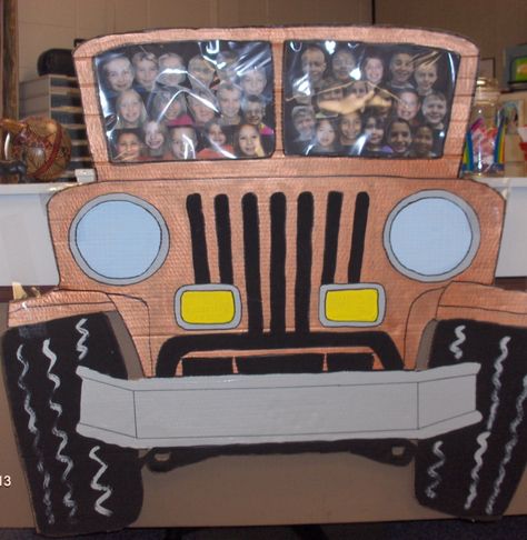 A friend and I created this cute jeep to tape to the front of my desk. The children were so excited to see themselves as the passengers! Safari Theme Classroom, Jungle Theme Decorations, Jungle Theme Classroom, Camping Classroom, Safari Photo, Camping Theme Classroom, Jungle Room, Classroom Transformation, Safari Birthday