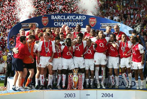 Sky Jumping, Jens Lehmann, Victoria Concordia Crescit, Dennis Bergkamp, Iconic Pictures, Arsene Wenger, Thierry Henry, Arsenal Players, Football Tournament