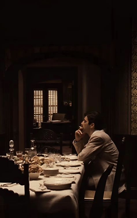 Al Pacino Godfather Wallpaper, Micheal Corleone Icon, Michele Corleone, Italian Mob Aesthetic, Michael Corleone Wallpaper, Italian Mobster Aesthetic, The Godfather Aesthetic, Godfather Aesthetic, Scarface Wallpaper