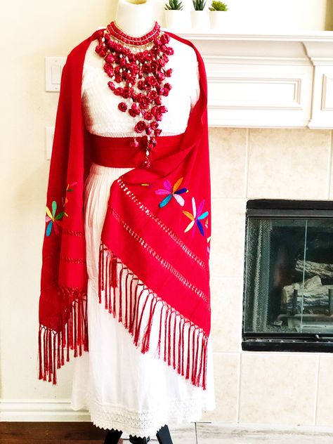 Mexican Rebozo, Fiesta Theme Party, Mexican Heritage, Fiesta Theme, Mexican Jewelry, Handmade Dress, Handmade Dresses, Theme Party, Party Themes