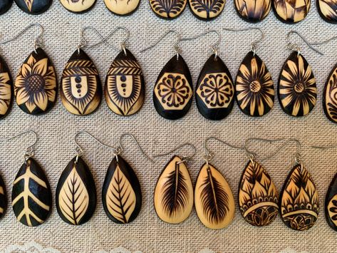 Woodburned Earrings, Echinacea Flower, Wood Jewelry Diy, Glowforge Ideas, Wooden Jewelery, Wood Burn Designs, Wood Jewelery, Earrings Triangle, Woodburning Projects