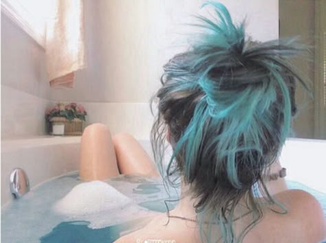 2014 Tumblr, Dyed Hair Inspiration, Heart Hair, Dye My Hair, Cool Hair, Hair Colours, Life Is Strange, Colored Hair, Dream Hair