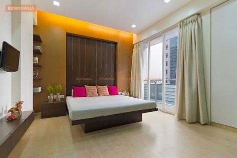 16 Design And Decor 16 X 16 Bedroom Ideas Check more at https://robotdecor.com/16-design-and-decor-16-x-16-bedroom-ideas/ Big Bedroom Ideas, Bedroom Design Indian, Master Bedrrom, Bedroom Ideas Indian, Indian Bedroom Design, Big Bedroom, India Decor, Interior Design Dining, Beautiful Bedroom Designs