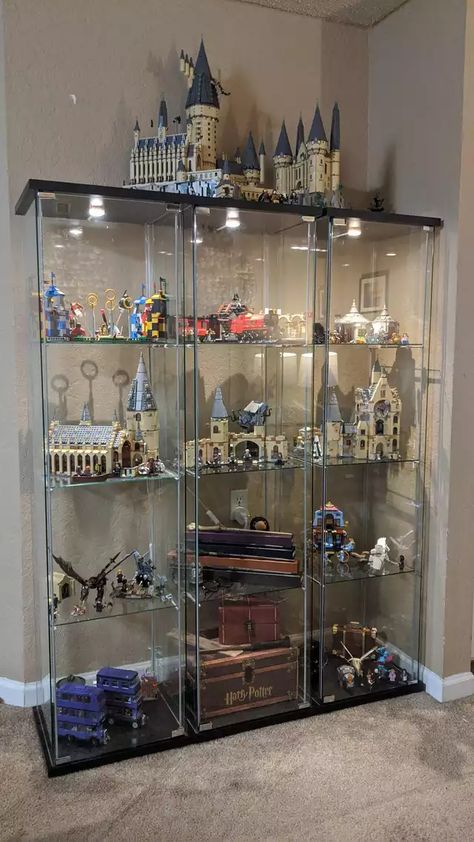 Had to get another Detolf for the new Harry Potter sets. - Imgur Harry Potter Lego Collection Display, Lego Collection Display Aesthetic, Lego Sets Display Ideas, Harry Potter Village Display, Lego Collection Aesthetic, Lego Harry Potter Display, Harry Potter Lego Display, Harry Potter Lego Display Ideas, Nerd Display