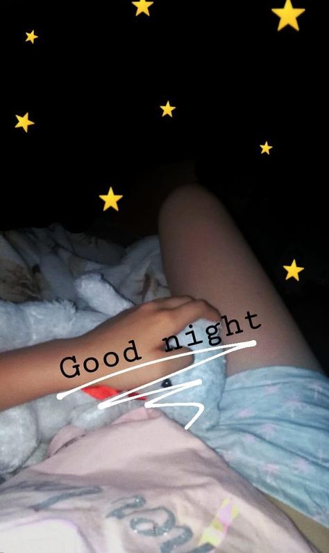 Gud Night Snap, Snapchat Picture Night Bed, Night Out Captions, Night Bed, Nurse Pics, Cute Relationship Texts, Beautiful Love Images, Beautiful Night Images, Flower Photoshoot