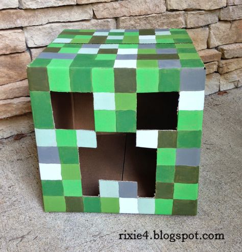 Minecraft Creeper Head Pumpkin! DIY Creeper Pumpkin, Minecraft Halloween Ideas, Minecraft Pumpkin, Creeper Costume, Minecraft Diy Crafts, World Book Day Ideas, Tattoos Celebrities, Celebrities Quotes, Creeper Minecraft