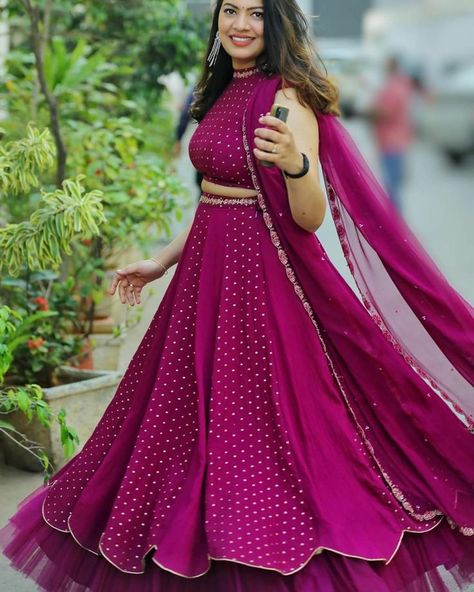 Beautiful Lehenga Designs, Purple Choli, Party Wear Lehenga Designs, Wedding Frock Designs, Beautiful Lehenga, Blouse Designs High Neck, Lehenga Saree Design, Simple Lehenga, Half Saree Lehenga