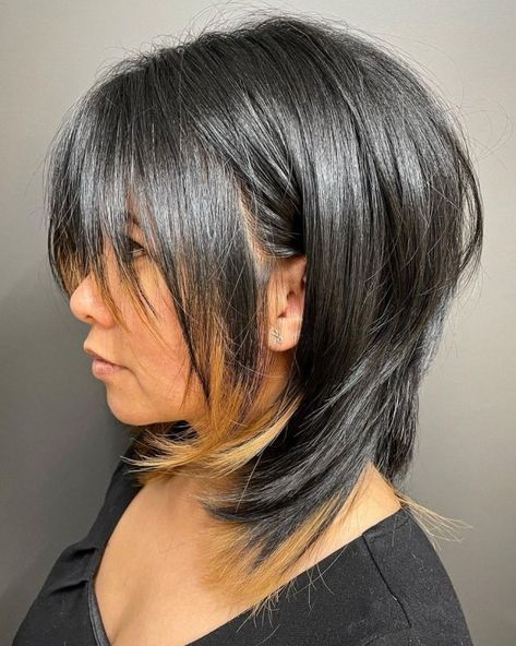 Black Midi Shag with Blonde Underlayer Shag Lob Haircut, Layered Shag Hairstyles, Blonde Underlayer, Edgy Shag Haircut, Ecaille Hair, A Shag Haircut, Shag Layered Hairstyles, Medium Shag Hairstyles, Long Shag Hairstyles