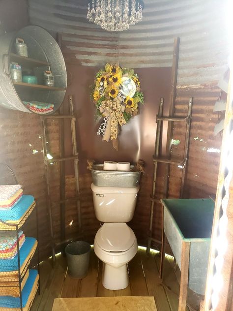 Grain Bin Bathroom, Bathroom Changing Room, Bin House, Grain Bin House, Pool House Bathroom, Barn Bathroom, Party Place, Dream Pools, Trash Bin