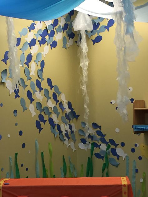 Diy Sea Theme Decor, Under Water Classroom Decoration, Water Theme Preschool Decorations, Under The Sea Themed Crafts, Aquatic Classroom Theme, Ocean Decor For Classroom, Sea Life Decorations Diy Ideas, Ocean Themed Wall Decor, Under Water Craft