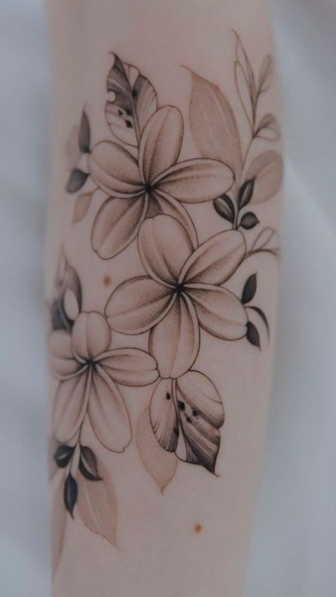 Tahitian Flower Tattoo, Plumeria Flowers Tattoo, Tropical Flower Tattoo Sleeve, Plumeria Flower Tattoos, Frangipani Tattoo, Hawaiian Tattoos, Plumeria Tattoo, Tattoo 2024, Hibiscus Tattoo